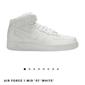 Nike Air Force 1 mid white size 9